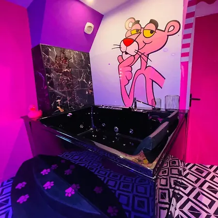 Panthere Rose Jacuzzi, Billard Et Ecran Cinema * Épernay