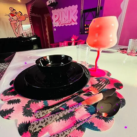 Panthere Rose Jacuzzi, Billard Et Ecran Cinema * Épernay