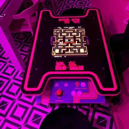 Panthere Rose Jacuzzi, Billard Et Ecran Cinema *