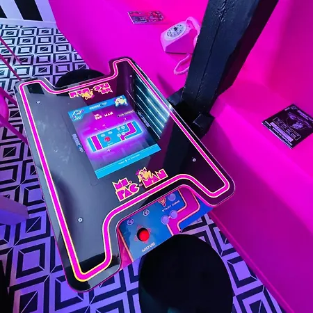 Panthere Rose Jacuzzi, Billard Et Ecran Cinema Lägenhet